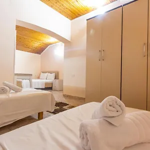  Hostel Relax Albanien